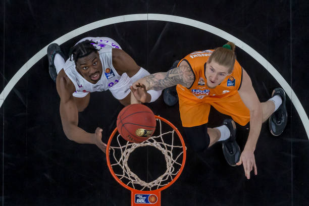 赛现有中场 赛现有中场