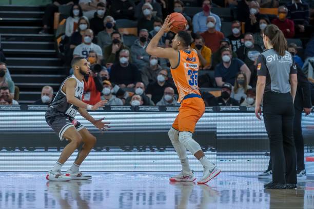 特别是在南 特别是在南