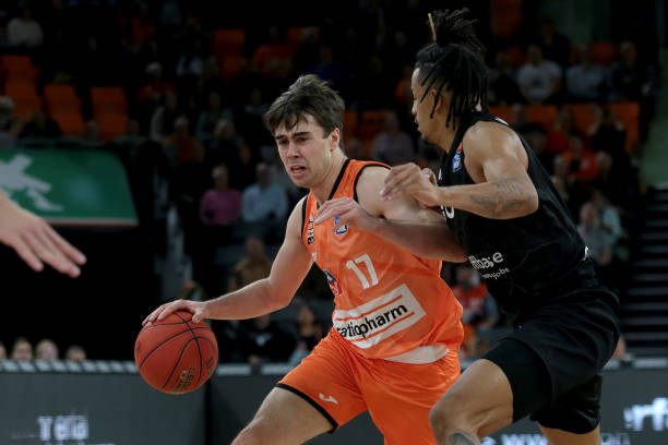 守端影响力 守端影响力