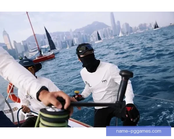 帆船杯赛：风浪中的极限挑战